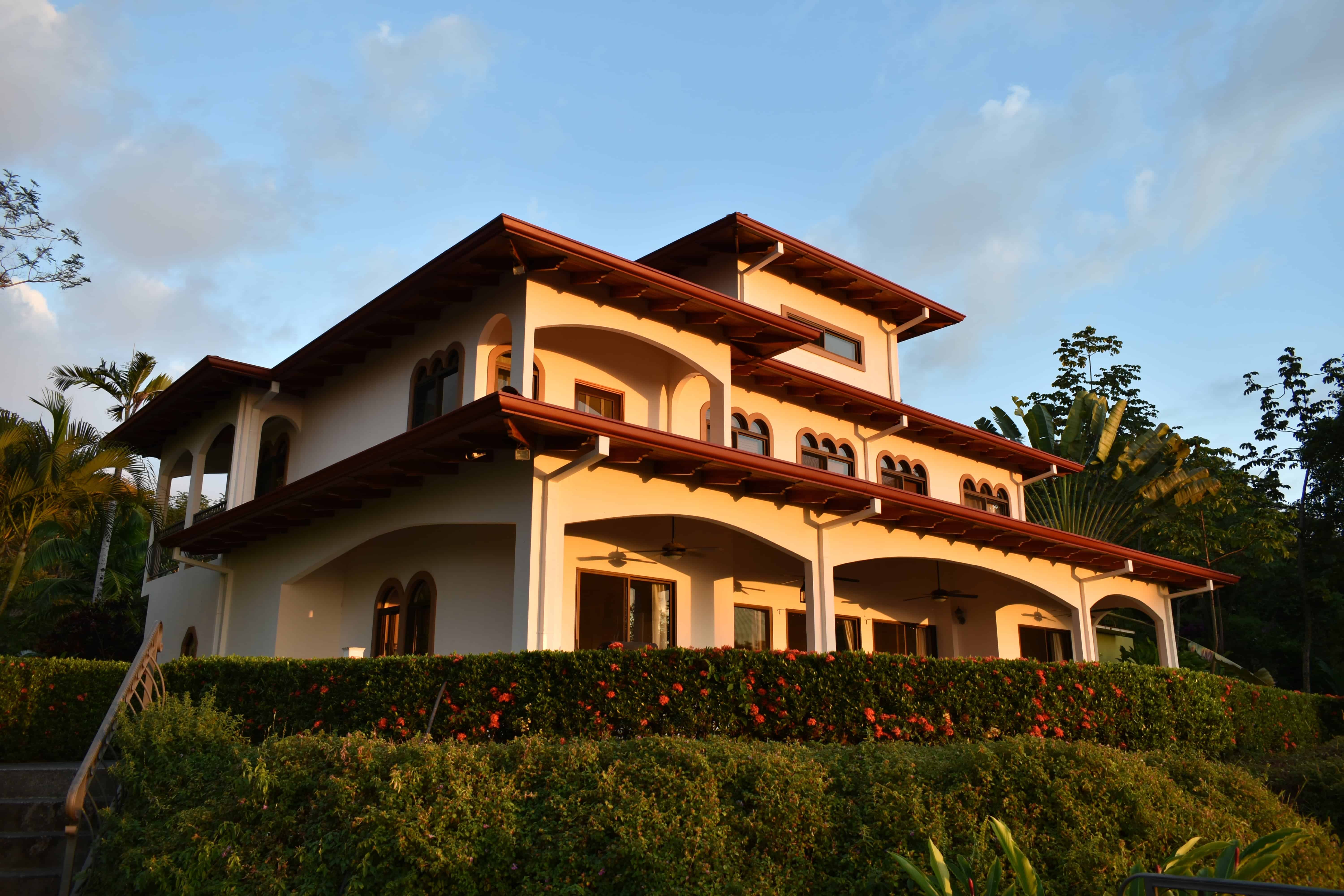 Costa Rica Retirement Living – The Best Location for the Best Time of Your Life.